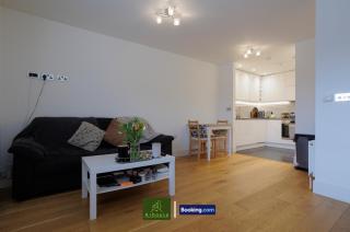 One Bedroom Apartment By Arhouse Apartments Short Lets & Serviced Accommodation Kingston With Free WiFi - 1