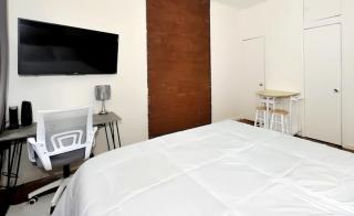 Cozy Studio! Steps to Central Park & Upper E Side! - New York - 7