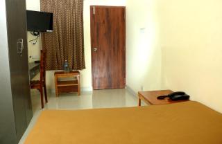 Nathapriya Residency, 2Kms from Pondicherry Main Bus Stand - Pondicherry - 2