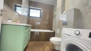 CORESI MALL Large 2 camere, sleeps 6 - Braşov - 3