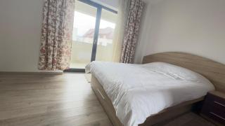CORESI MALL Large 2 camere, sleeps 6 - Braşov - 4