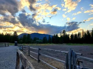 Cozy Tiny House Surronded by Thompson Falls and the Montana Mountains - 1