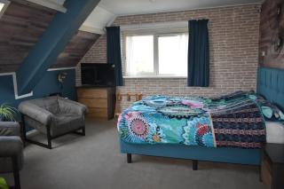 Hotel Dichtbijzee - 4