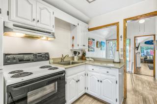 322S 322 Sumner Ave - Avalon - 3