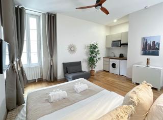 Spacious studio in Saint-Germain-des-Pres - Paris - 2