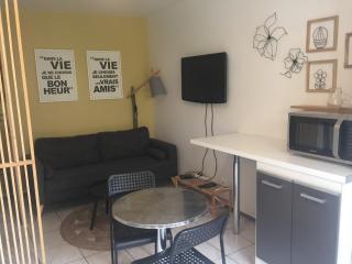 LES GITES CHEROIS agréable RDC maison- 2 personnes - 8