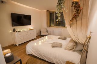 Suite Romantique & Naturelle avec Balnéo - Cholet - 5