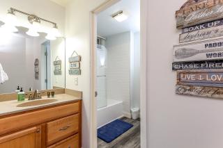 Grand Traverse Bay Lake View Condo 5682 - 5