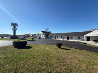 OYO Hotel Economy Inn US-29 Danville - Danville - 8