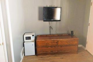 Love Hotels Desert Inn & RV by OYO at Boysen Wind River WY - - 3