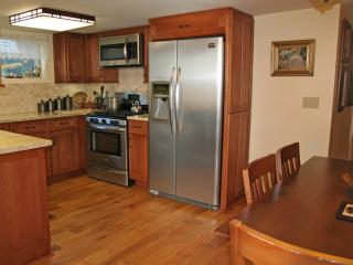 329CA 329 Catalina - Avalon - 2