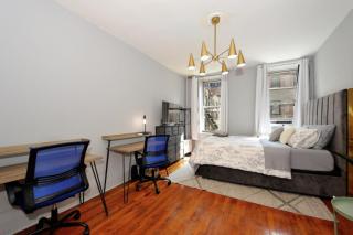 Spacious Upper East Side Studio - 6