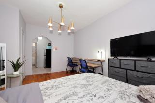 Spacious Upper East Side Studio - New York - 1