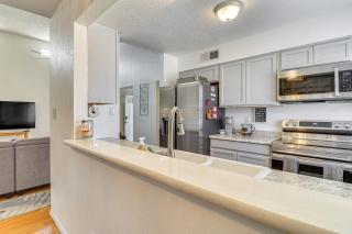 4 Mi to Old Town Plaza Albuquerque Home with Patio - Albuquerque - 4