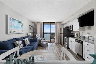 Cozy Oceanfront Condo Pool FREE Tickets M124 - Myrtle Beach - 8