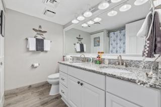Cozy Oceanfront Condo Pool FREE Tickets M124 - Myrtle Beach - 2