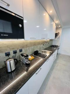 Beautiful Apartment - Family and Group of Friends - 9