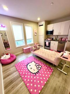 Pink Hello Kitty Apartment - Philadelphia - 6