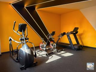 Incredibly Secure, Perfect Location, Central Studio - - 7