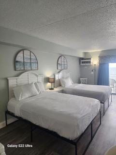 Oceanfront Efficiency T606 - Myrtle Beach - 0