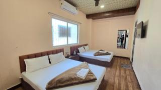 HOTEL MAHESHWARI GREEN's - 4