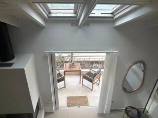 CL Luxury Apartment - 3