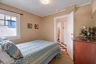 351CA 351 Catalina Ave - Avalon - 8