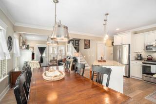 Lake Effect 3BR Home Steps to Everything 27 - Grand Haven - 2