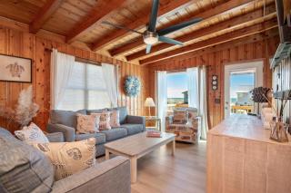 Look and Sea Beach Cottage - Oak Island - 4