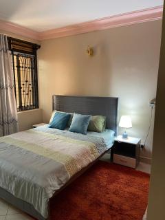 Cosy roadside apartment with fiber internet - Kampala - 6