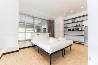 Aquarium View | 4 People | AC | WIFI By Tilo - 2