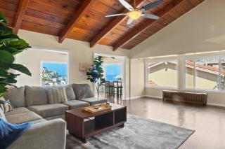 373EW 373 East Whittley - Avalon - 1