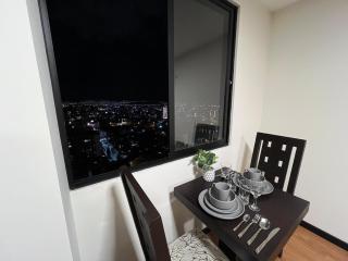 Departamento Espectacular con Vista a la Ciudad - Cochabamba - 1