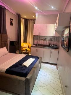 Cia Luxe Stays - Kampala - 2