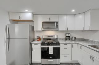 Stylish and Central 3BD Home Pittsburgh North Side - 3