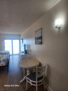 Oceanfront Efficiency T308 - Myrtle Beach - 6