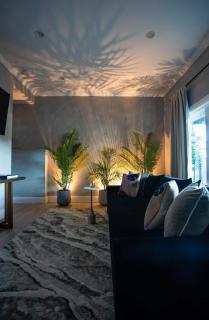 Lakeview Villa with Private Hot Tub, Firepit & Breathtaking Cliff Views - 7