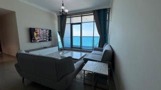 Beachfront holiday homes with beach,sauna,jacuzzi,cafe,restaurants and more - Ajman - 8