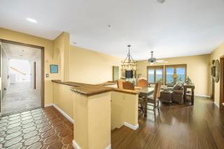H153 - Hamilton Cove Villa 1-53 - Avalon - 6