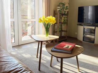 Your Spacious Home, City Center - Yerevan - 8