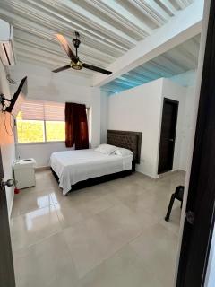 Habitación Central en Doradal 01 - Puerto Triunfo - 0