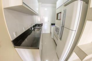 Apartamento 3 dormitórios na praia de Bombas - Bombinhas - 2