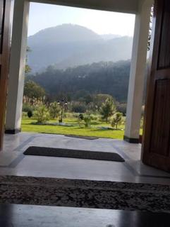 Country Club Balakot - Two Bedrooms & Lounge Apartment - Bālākot - 6