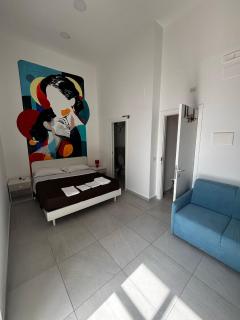 Niki Home - Naples - 4