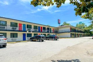 Luxury Inn By OYO Albany - Albany - 4