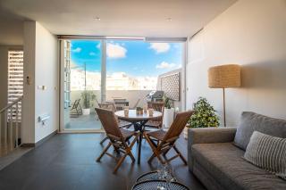 Charming 3 Story Maltese House with Terrace & BBQ - St Julian's - 4