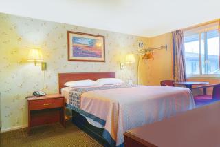 Bay Motel By OYO Bay City - Bay City - 2