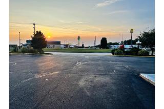 Relax Inn - Marshall - 7