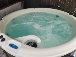 Cozy House with Garden & Hot Tub - 5