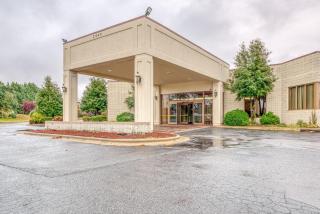 OYO Hotel Burlington South - Burlington - 8